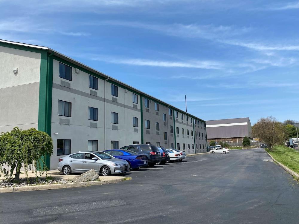 Motel 6 Lancaster Fertility Exteriör bild